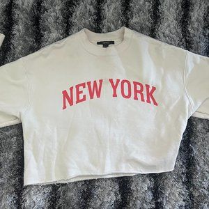Forever 21 Cropped New York Sweatshirt Size M